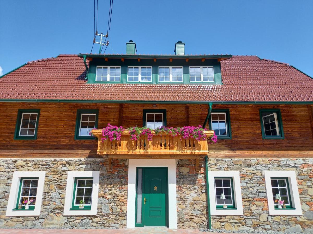 Landhaus Gruenjuwel Himmelberg Exterior photo